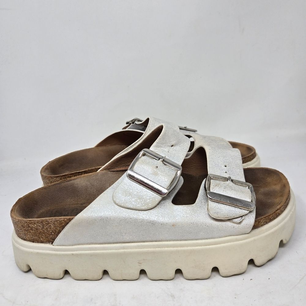 CORKY'S Footwear Rumor Has It Sandal White‎ Metallic Size 7 Platform